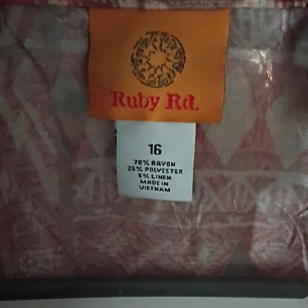 Ruby Rd. Pink Blazer, 16 - Picture 4 of 14